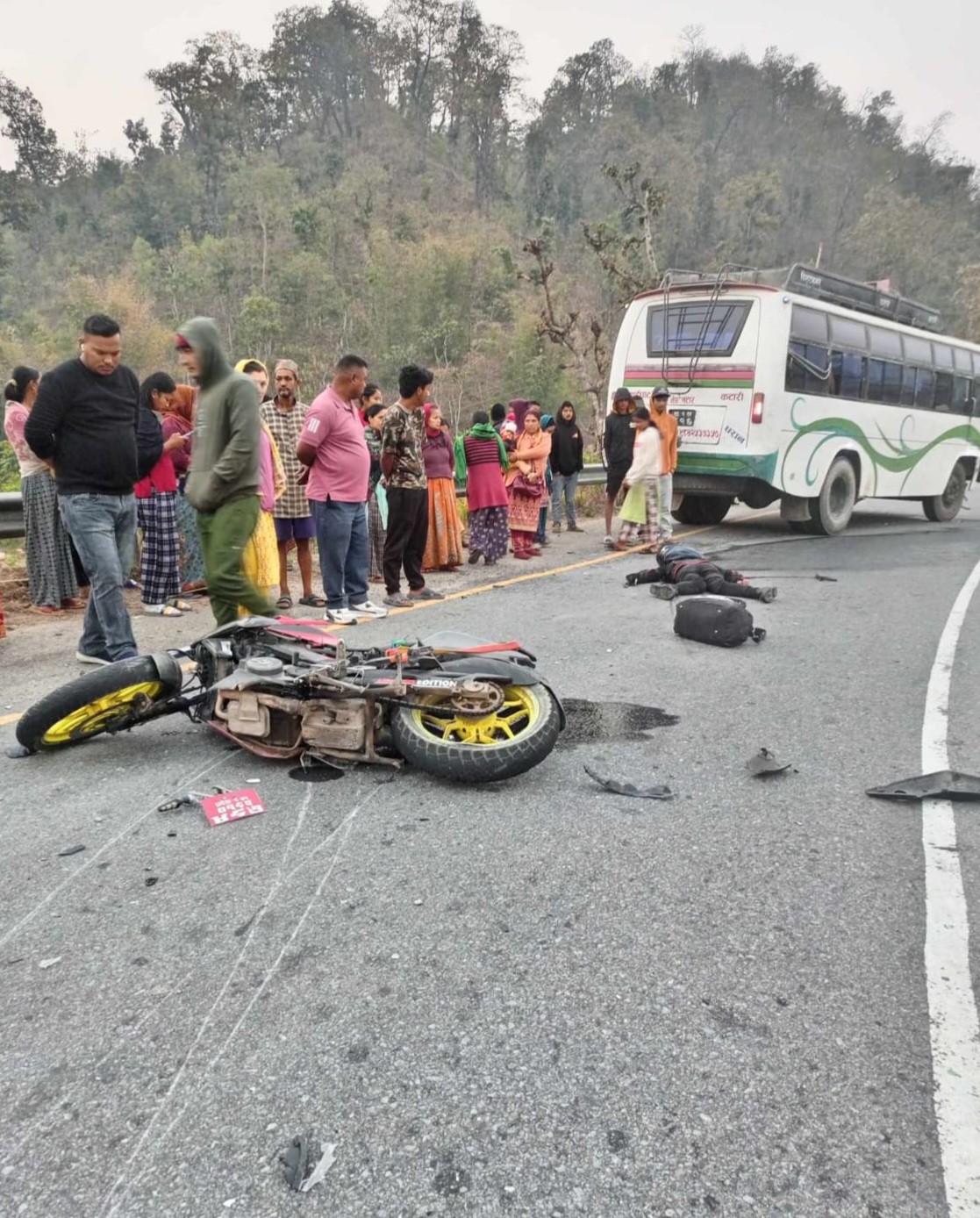 बससॅग ठोक्किदा मोटरसाइकल चालकको निधन